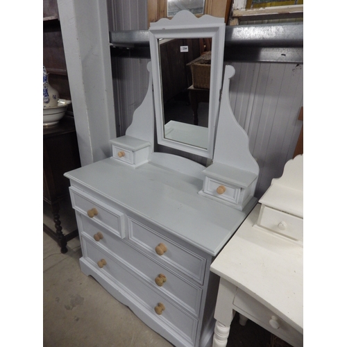 2266 - A Victorian painted pine dressing table with swing mirror and a dressing chest (2)    (R)  £40