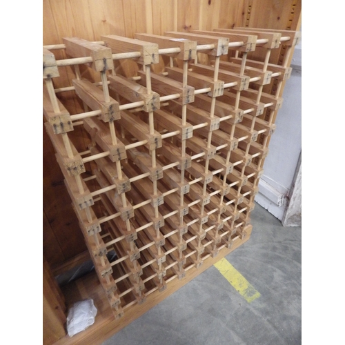 2295 - A pine wine rack