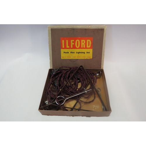 1266 - An Ilford boxed Pack Flat lighting set