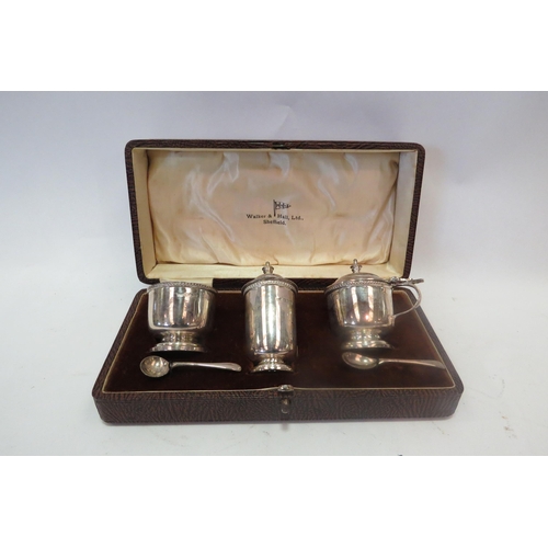 1338 - A silver Walker & Hall, Sheffield cruet in original case