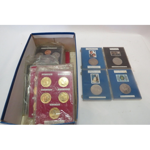 1379 - Nine sets of pre-decimal coinage, cased, four sets of commemorative coin and stamp set cased (13)