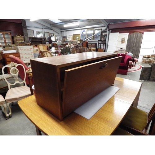 2350 - A 1970's teak ladder rack style box unit with birds eye maple veneered interior