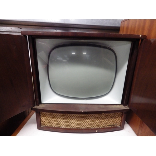 2410 - A vintage walnut cased Dynatron TV