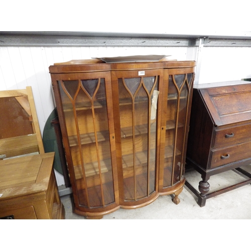 2422 - A 1930's walnut display cabinet with key taped to glass   (E) £20-30