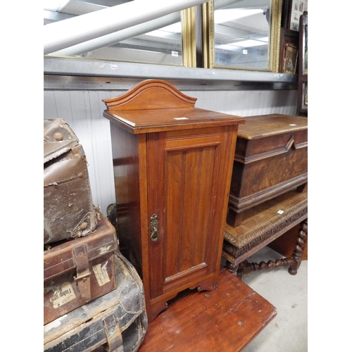 2451 - An Edwardian walnut pot cupboard   (E) £20-30