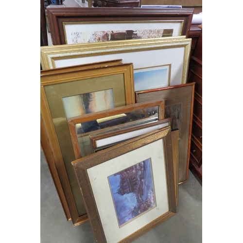 2008 - A selection of modern prints and mirrors