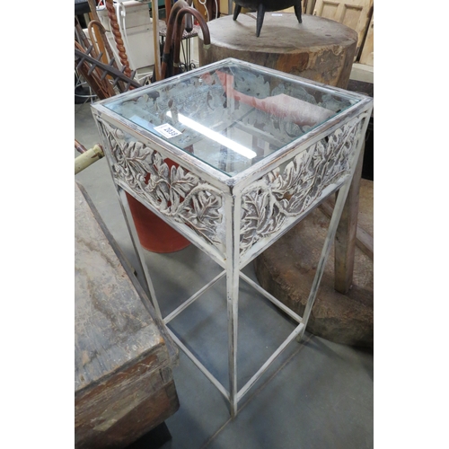 2038 - A painted metal leaf design side table/jardinière with glass top   (R) £25