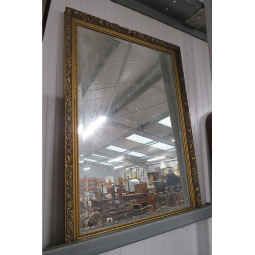 2134 - A gilt framed bevelled edged mirror 71 x 101cm