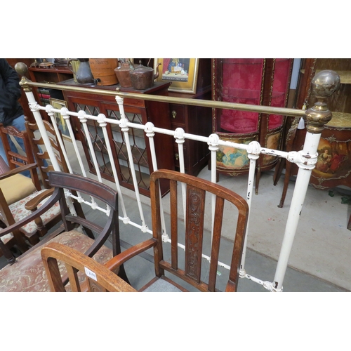 2195 - A Victorian white painted bed frame with iron a/f   (E) £10-15