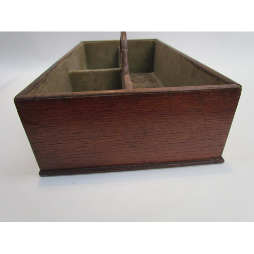 4232 - A George III oak cutlery tray, 40cm long