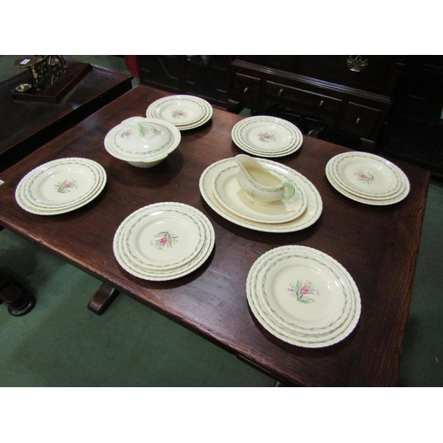 4081 - A small quantity of New Hall dinner wares. Hanley pattern, to include mainly plates, two serving pla... 