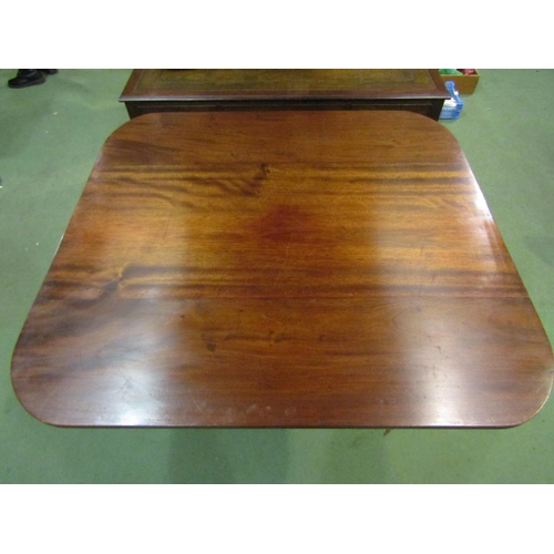 4122 - A Circa 1840 flame mahogany reeded edge cornered tilt-top table on a turned column and carved acanth... 