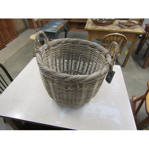 2248 - A wicker log basket     (R) £20