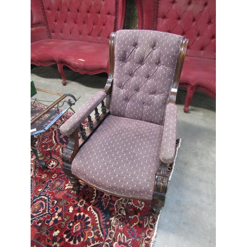 2264 - A Victorian mahogany armchair