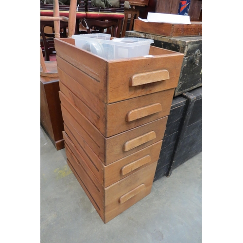 2031 - Five 1930's solid oak drawers