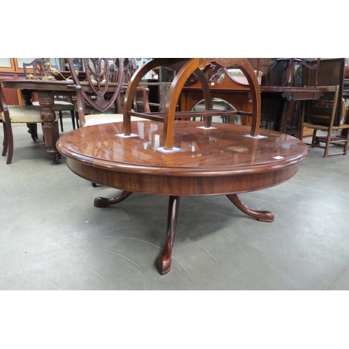 2183 - A circular mahogany coffee table by local cabinet maker Derek Ibbott Pulham Market 120 x 46cm