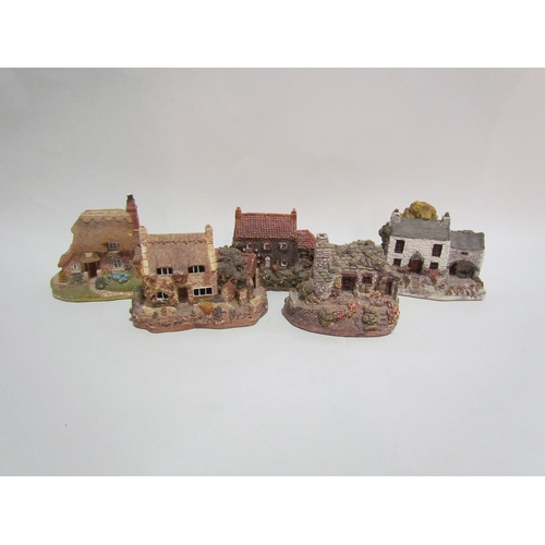 4276 - Five Lilliput Lane to include 'Birdlip Bottom', a/f 'Brecon Bach' etc. with certificates