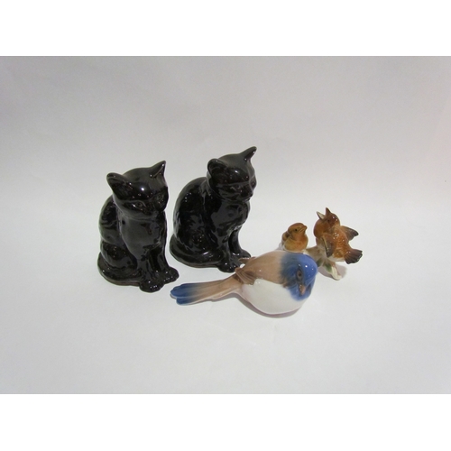 4285 - A pair of black cat figures, Karl Ens birds and another (4)