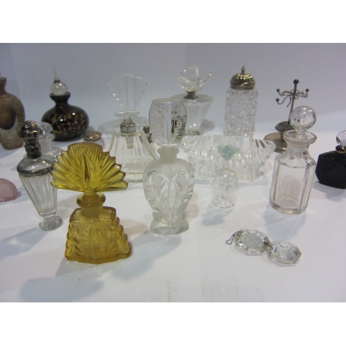 4449 - A collection of dressing table items including bijouterie stand and scent bottles