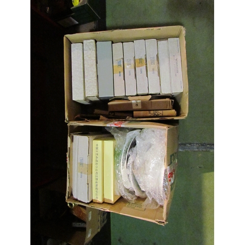 4259 - Two boxes of collectors plates to include Royal Doulton, Bradford Exchange, Aynsley, some boxed with... 