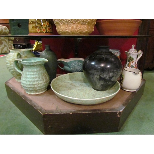 4268 - A selection of ceramics to include a Kensington jug