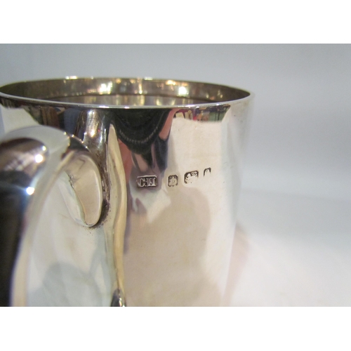 4370 - A silver pint tankard of plain design hallmarked Birmingham 1904. 250g approx.