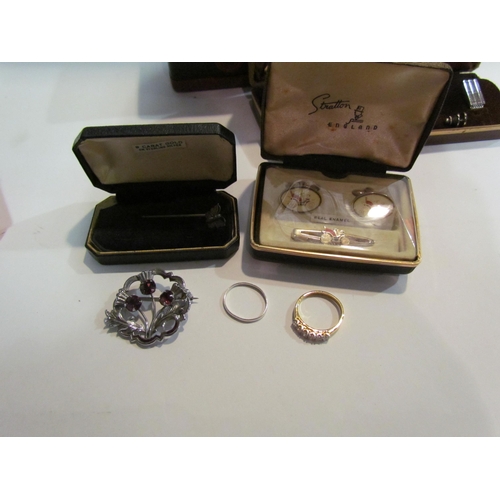 4377 - A selection of costume jewellery including rings, brooches and Stratton cufflinks together with a sm... 