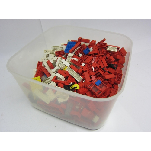 1196 - A box of mixed loose vintage Lego bricks and other pieces