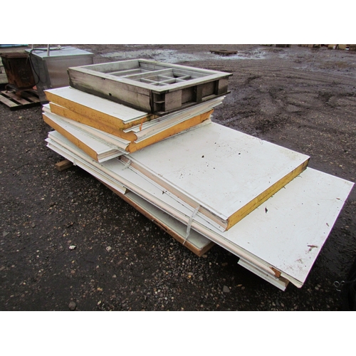 3252 - A quantity of insulated panel off cuts and a window         (E) £5-10