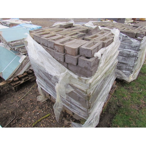 3266 - A pallet of soft black bricks