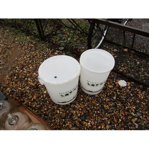 3240 - Beer brewing items including buckets and a Demi-John         (E) £6-12