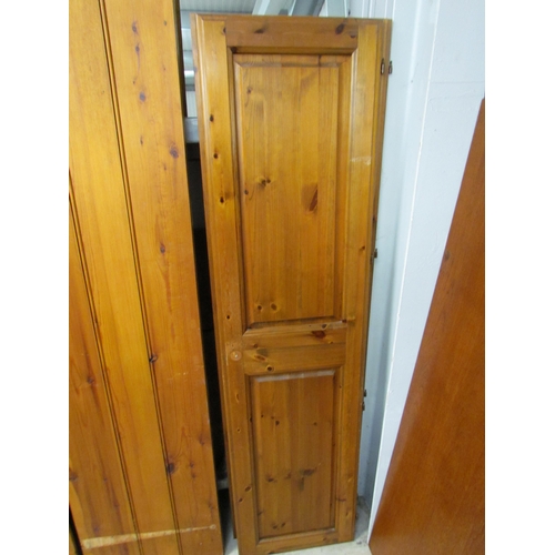 2286 - Four various pine doors