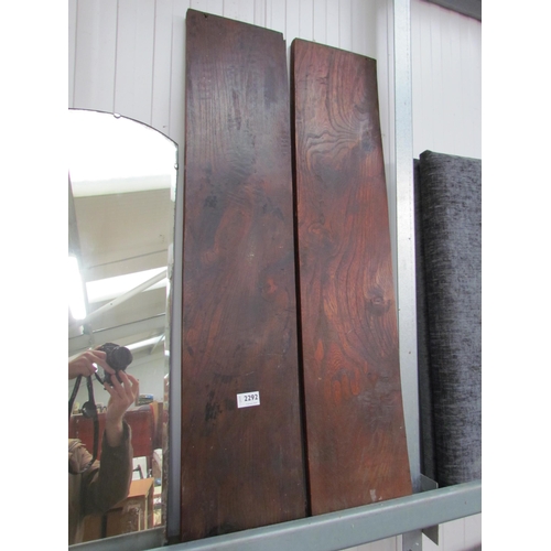 2292 - Two Georgian elm shelves