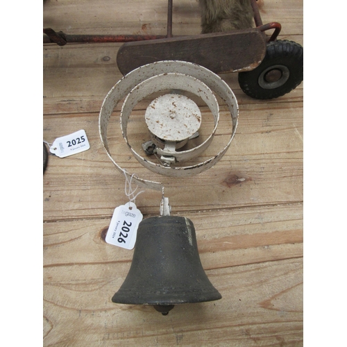 2026 - A Victorian servents bell