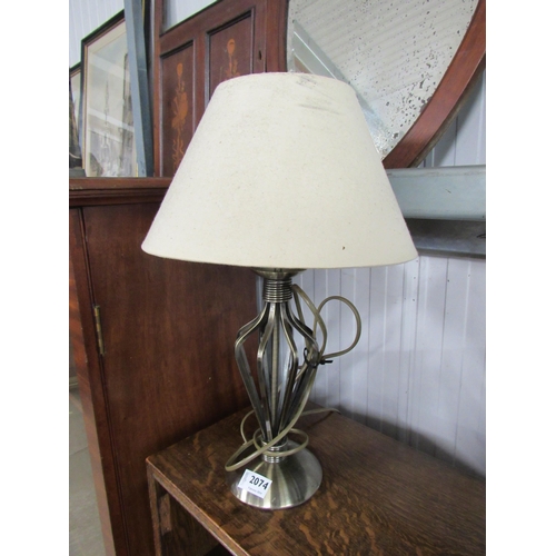 2074 - A metal table lamp