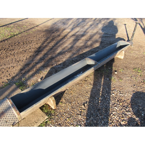 3359 - A timber trough approx. 9' long