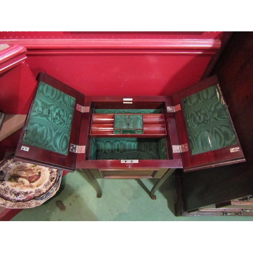 4062 - An Edwardian mahogany sewing / work table by 