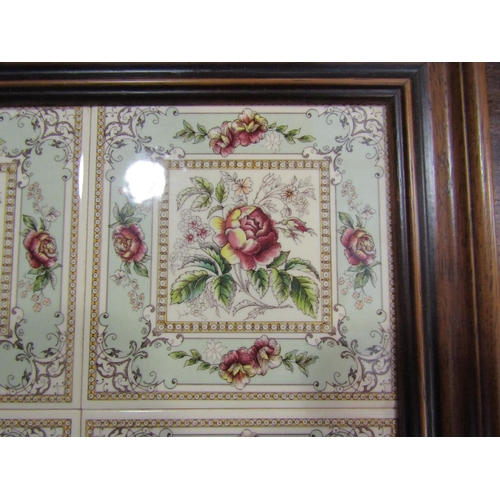 4073 - A floral tiled tray with twin handles