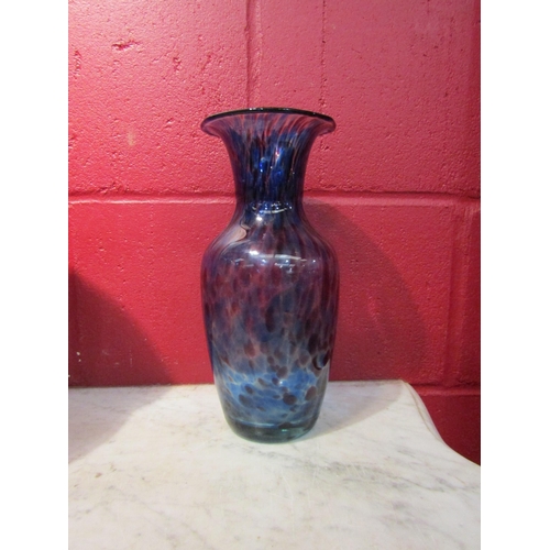 4169 - A mottled glass vase, 27.5cm tall    (R) £15