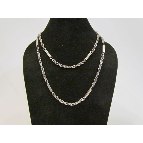 4383 - A heavy silver necklace with bar links.  Approx 45g, 43cm