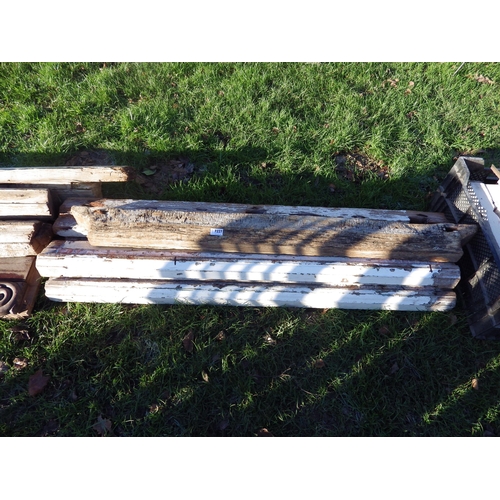 7227 - A bundle of oak sills  (E)  £10-20