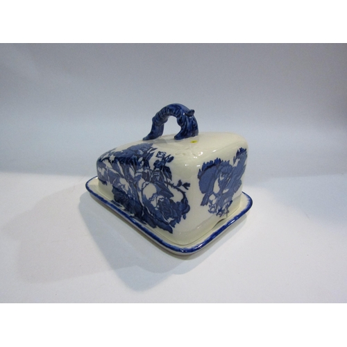 4152 - A Staffordshire Ironstone blue and white cheese dish