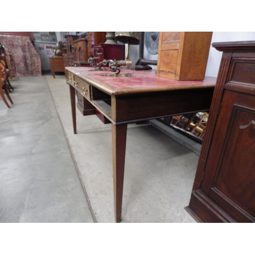 2106 - A 20th Century style partners desk with red leather inset top, one drawer missing, 137cm x 92cm   (E... 