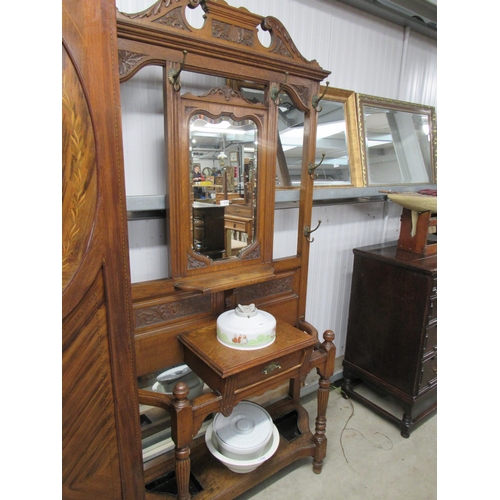 2187 - A Victorian oak hall stand   (R) £200