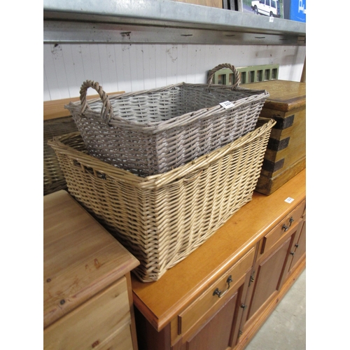 2221 - Two wicker baskets