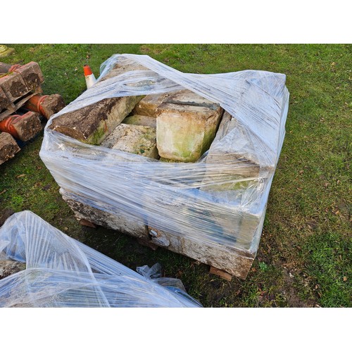 7367 - Three pallets of mixed reclaimed stone  (E)  £100-150