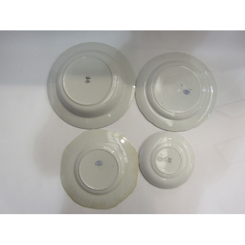 4217 - Five pieces of Spode Italian pattern dinner ware