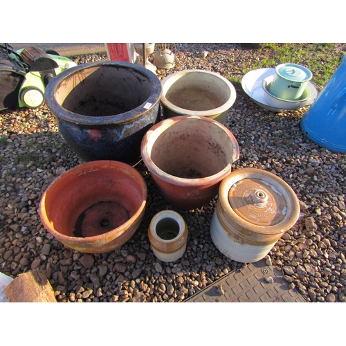 3246 - A quantity of mixed pots including glazed