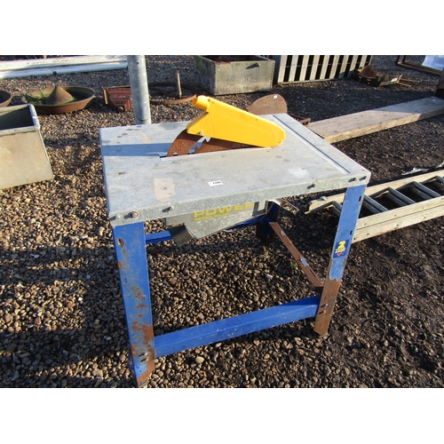 3300 - A saw bench. DTI FAILURE: Please See Information Pages