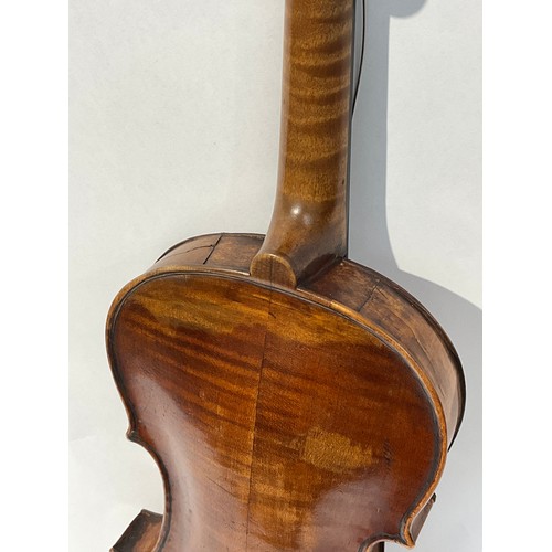 9032 - A 19th Century German violin, full size (4/4), two piece maple back, early restoration